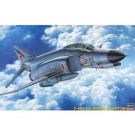 Hasegawa F-4EJ Kai Super Phantom makett