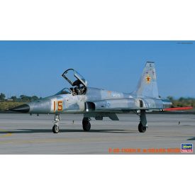 Hasegawa Northrop F-5E Tiger II with Shark Nose makett