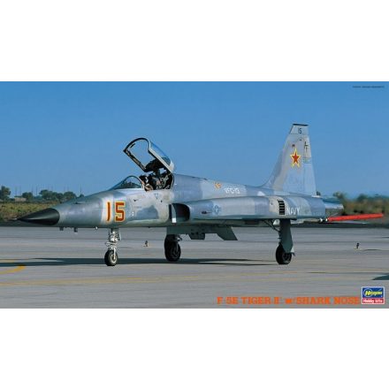 Hasegawa Northrop F-5E Tiger II with Shark Nose makett