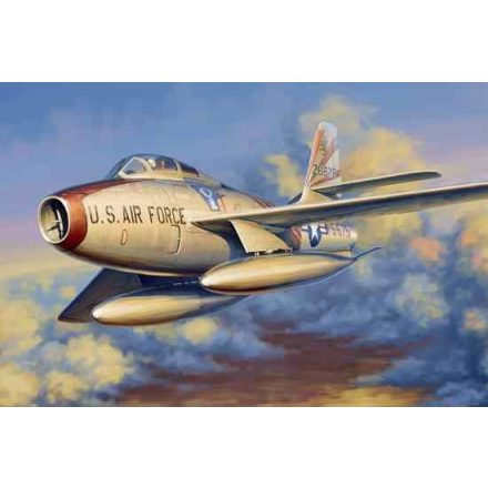 Hobby Boss F-84F Thunderstread makett