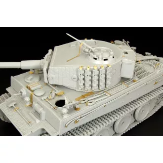 Hauler Tiger I ausf E - basic (6471 Italeri) fotómaratás