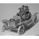 ICM American Sport Car Drivers(1910s)(1 male 1 female figures) 1:24 autó makett