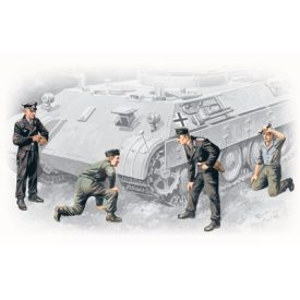 ICM German Tank Crew (1943-1945)