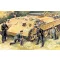 ICM Deutsche Panzerbesatzung 1:35 harcjármű makett
