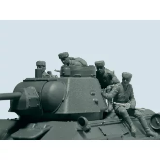 ICM Soviet Tank Riders 1943-1945 1:35 harcjármű makett