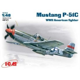 ICM North-American P-51C Mustang makett