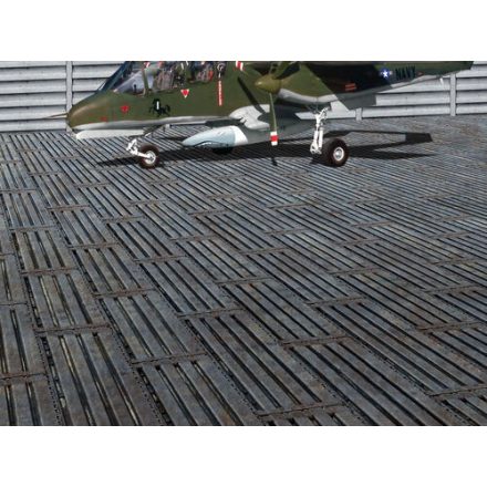 ICM US M8A1 Landing Mat (100% new molds) makett