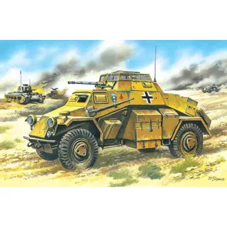 ICM Sd.Kfz. 222 1:72 katonai jármű makett