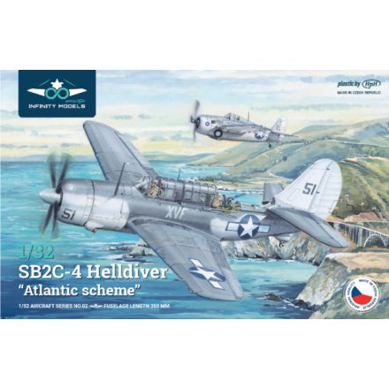 Infinity Models Curtiss SB2C-4 Helldiver "Atlantic scheme" makett