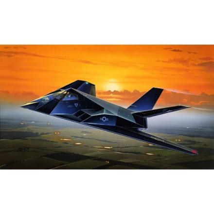 Italeri F-117A STEALTH NIGHTHAWK makett