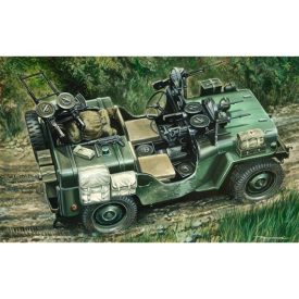 Italeri COMMANDO CAR makett