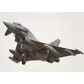 Italeri EF 2000 Typhoon IIB makett