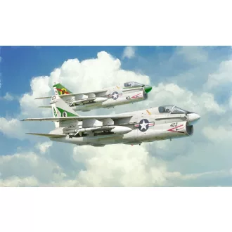Italeri A-7E CORSAIR II makett