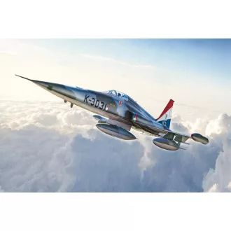Italeri F-5A Freedom Fighter makett