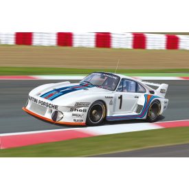 Italeri PORSCHE 935 BABY makett