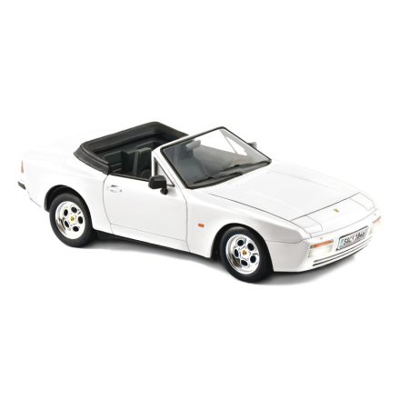 Italeri PORSCHE 944 S Cabrio makett