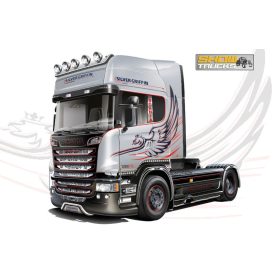 Italeri SCANIA R730 V8 STREAMLINE - SILVER GRIFFIN makett