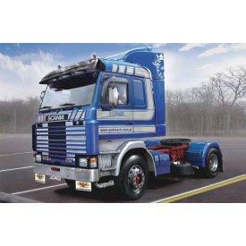 Italeri SCANIA 143M TOPLINE 4x2 makett