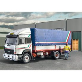 Italeri IVECO TURBOSTAR 190-42 CANVAS WHIT ELEVATOR makett