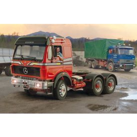 Italeri MERCEDES BENZ 2238 6x4 makett