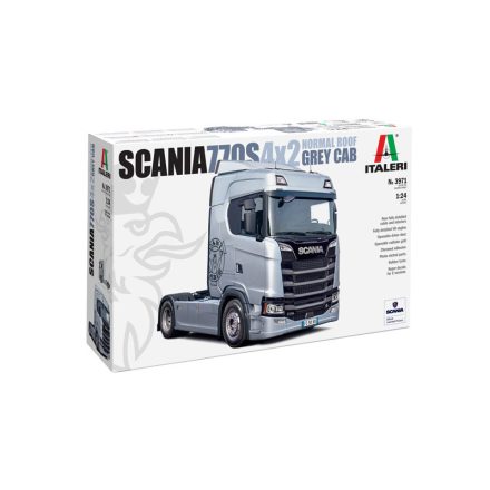 Italeri Scania S770 4x2 Normal Roof "Grey Cab" makett