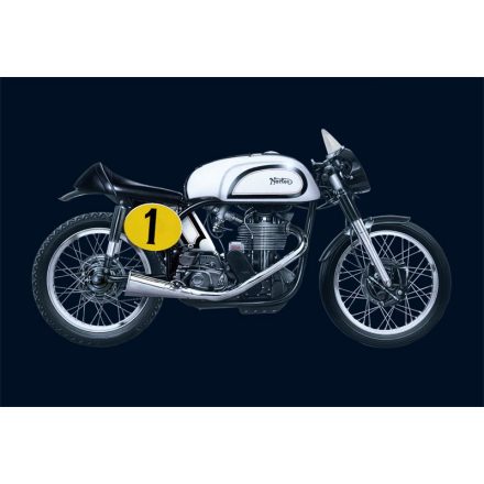 Italeri Norton Manx 1951 500cc makett