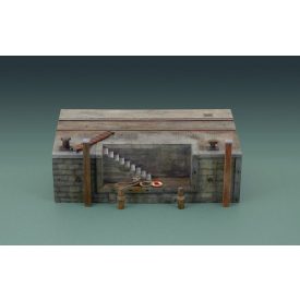 Italeri Dock with Stairs