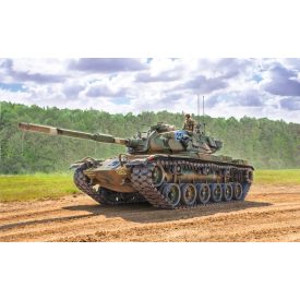 Italeri M60A3 makett