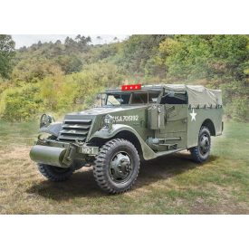 Italeri M3A1 Scout Car makett