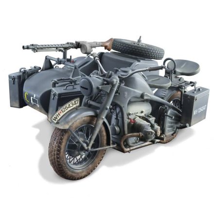Italeri ZUNDAPP KS 750 with Sidecar makett