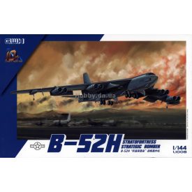 Great Wall Hobby Boeing B-52H Strategic Bomber makett