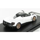 LCD-MODEL PAGANI HUAYRA ROADSTER 2018