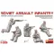 MiniArt - Soviet Assault Infantry (Win.Camouflage Cloaks) 1:35 figura készlet