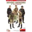 MiniArt - SOVIET OFFICERS AT FIELD BRIEFING. különleges kiadás 1:35 figura készlet