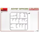 MiniArt - SOVIET OFFICERS AT FIELD BRIEFING. különleges kiadás 1:35 figura készlet