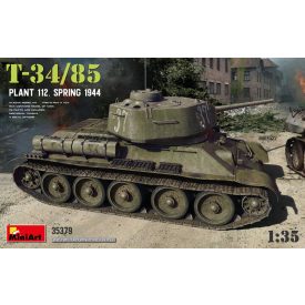 MiniArt T34/85 Plant 112. Spring 1944 makett