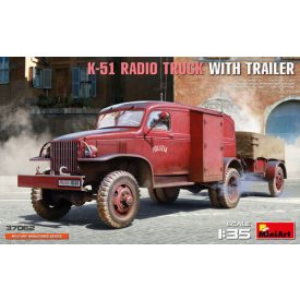 MiniArt K-51 Radio Truck With Trailer makett