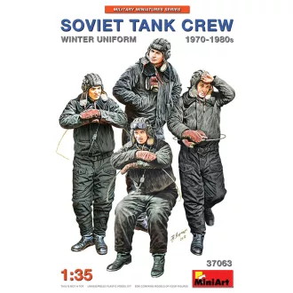   MiniArt - Soviet Tank Crew 1970-1980s. Winter Uniform 1:35 harci jármű makett
