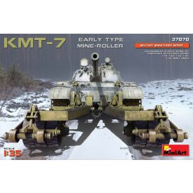 MiniArt KMT-7 Early Type Mine-Roller
