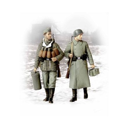 Masterbox German soldiers in winter coat's 1944/1945 (Supplies at last)
