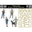 Master Box Woman at war: Germany, Luftwaffe Helferi figura készlet