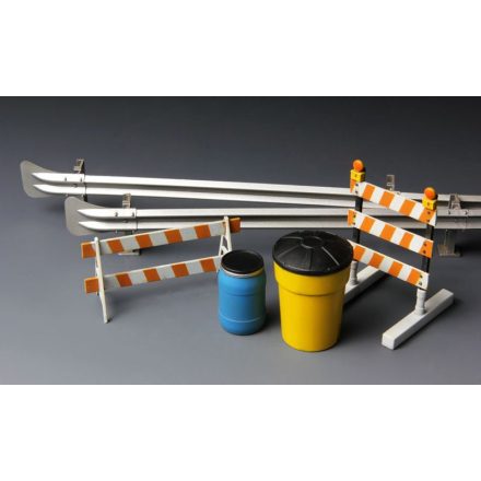 Meng Model Barricades & Highway Guardrail