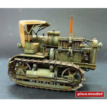 Plus Model Stalinets S-60 makett