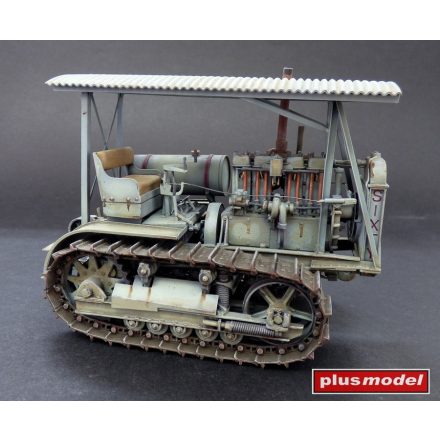 Plus Model Military Medium Tractor M-1 (Caterpillar D6) makett