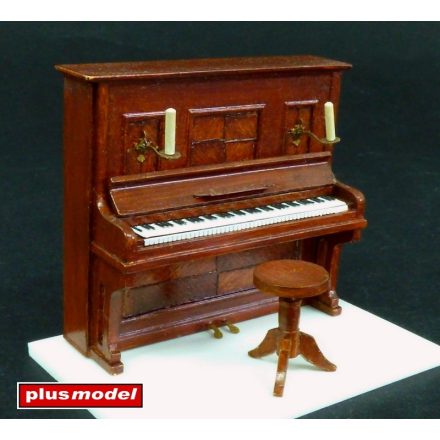 Plus Model Piano makett