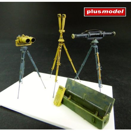 Plus Model German field optical equipment makett