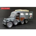 Plus Model German Ambulance Kfz. 31 makett