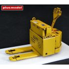 Plus Model Palet truck Blue Giant makett