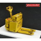 Plus Model Palet truck Blue Giant makett