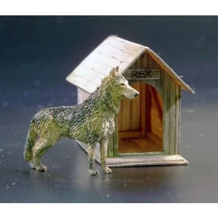 Plus Model Dog house